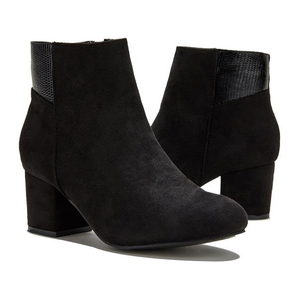 Graceful Orthopedic Boots for Modern Look