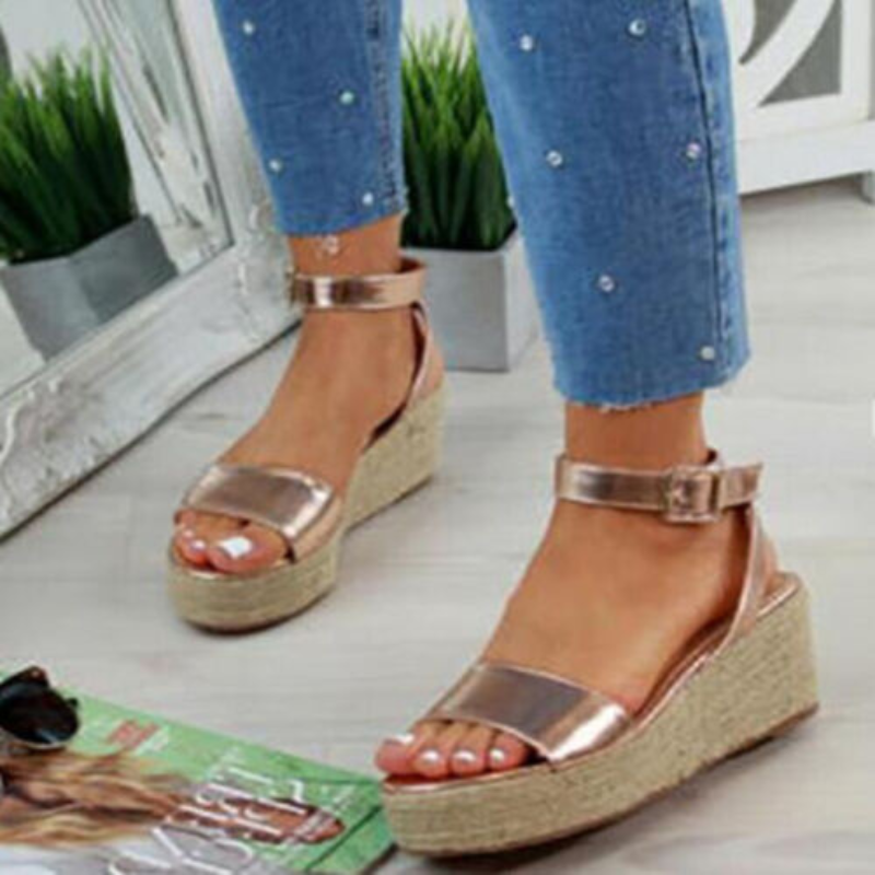 Chic Orthopedic Sandals with Unique Design