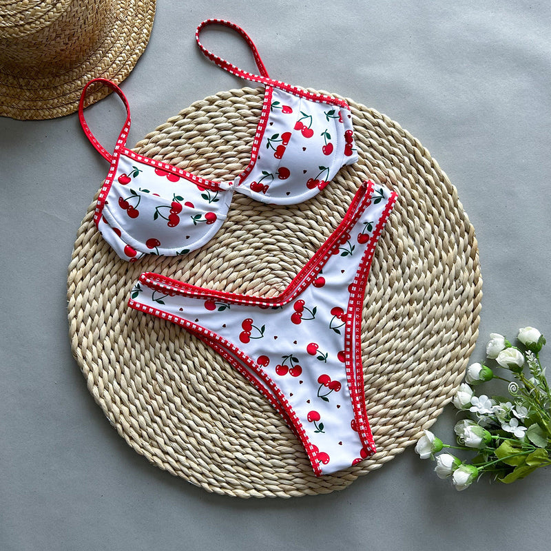 Well Tailored Bikini with a Graceful Silhouette