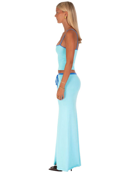 Classic Vintage Garment with a Flattering Fit