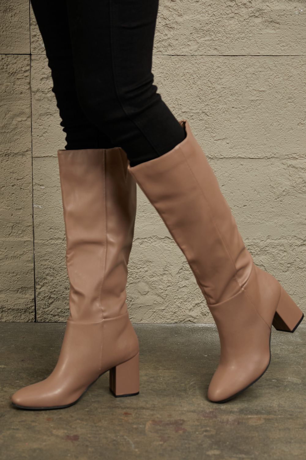 Comfortable Orthopedic Boots for Daily Wear