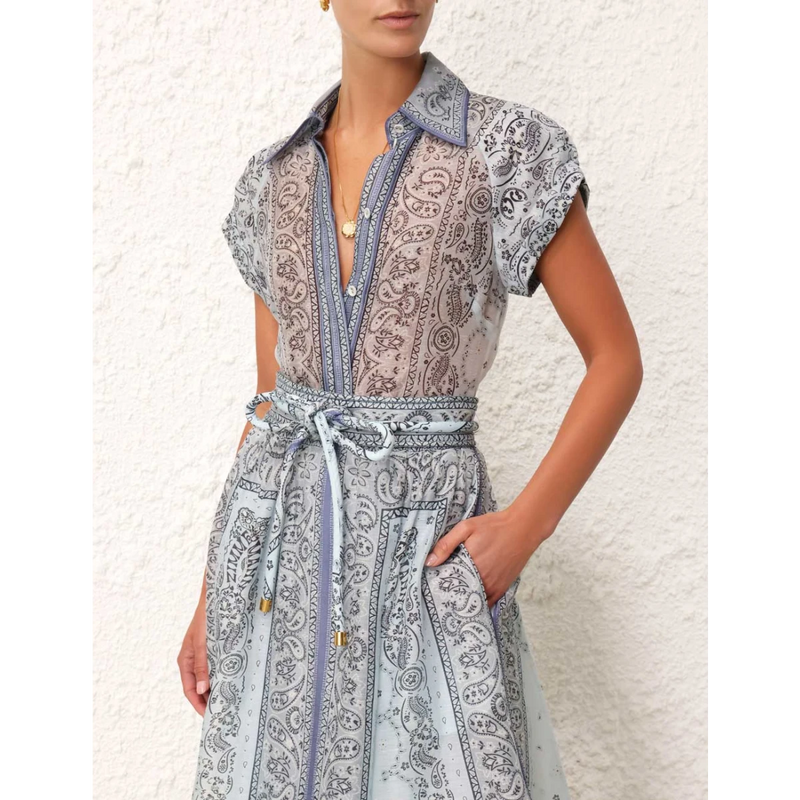 Timeless Vintage Style Blouse