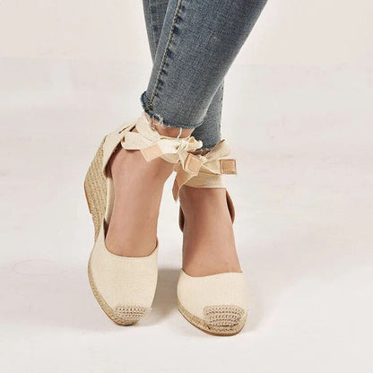 Graceful Orthopedic Sandals for Modern Look