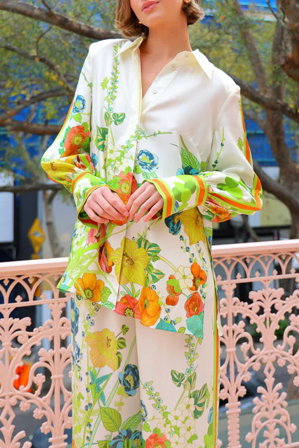 Timeless Vintage Style Blouse