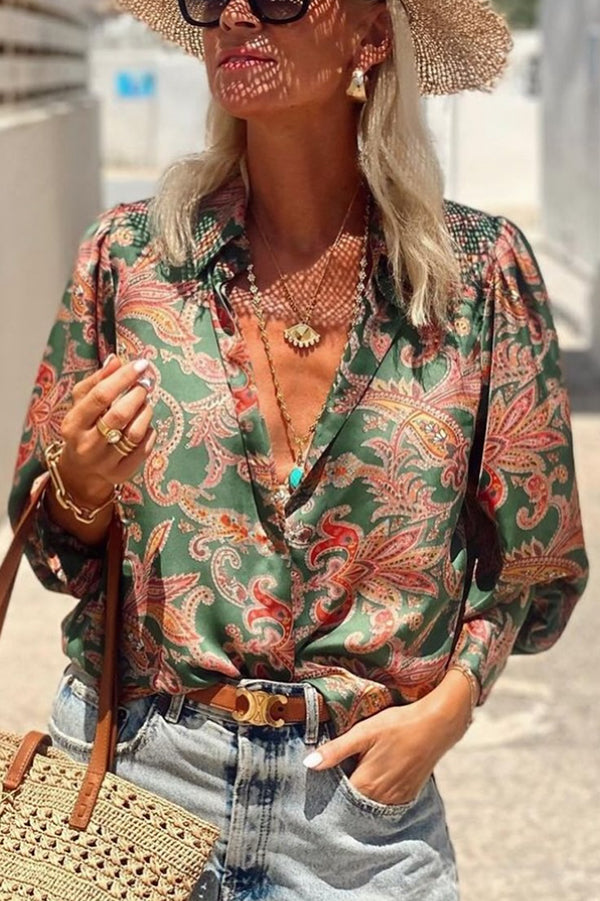 Timeless Vintage Style Shirt