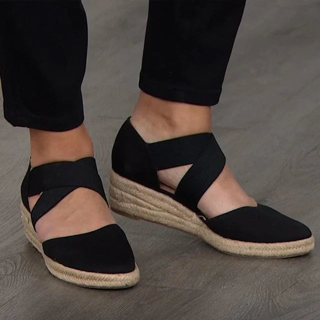 Beautifully Crafted Orthopedic Sandals