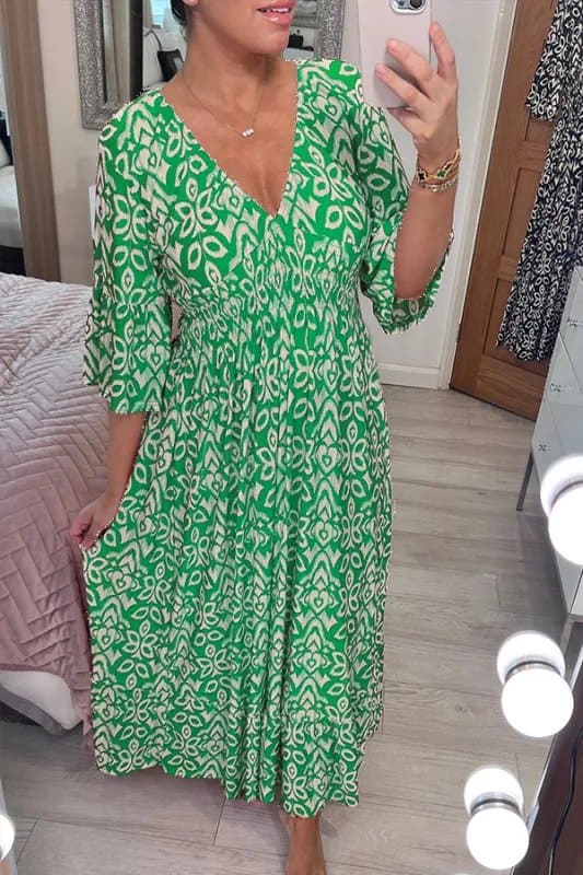 Timeless Vintage Style Dress