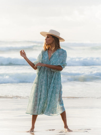 Timeless Vintage Style Dress