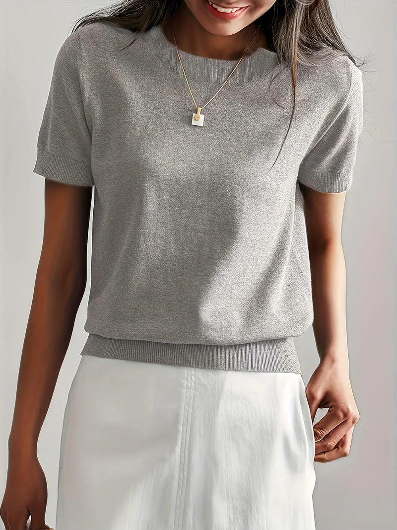 Elegantly Designed Pullover
