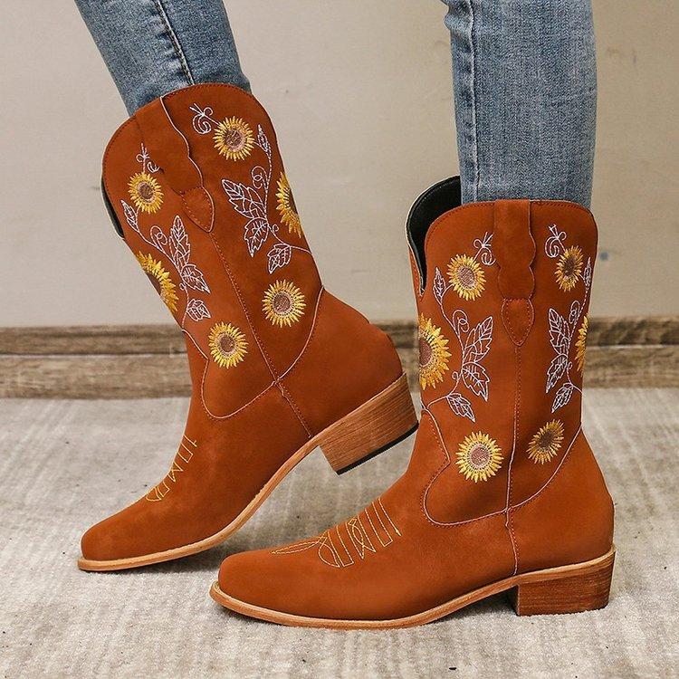 Graceful Orthopedic Boots for Modern Look