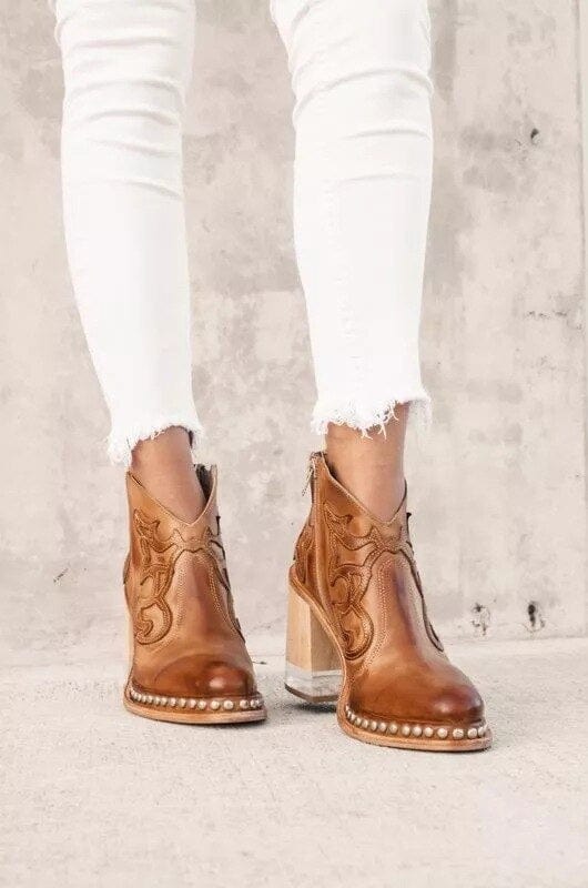Chic Orthopedic Boots with Unique Design