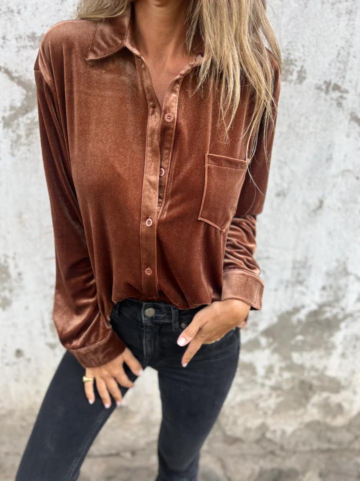 Timeless Vintage Style Shirt