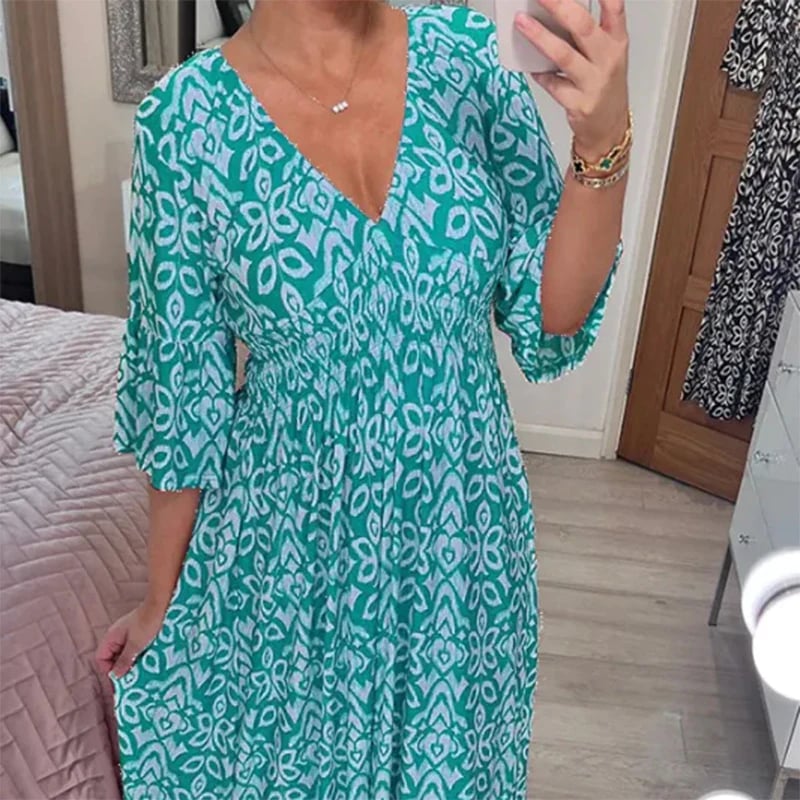 Timeless Vintage Style Dress