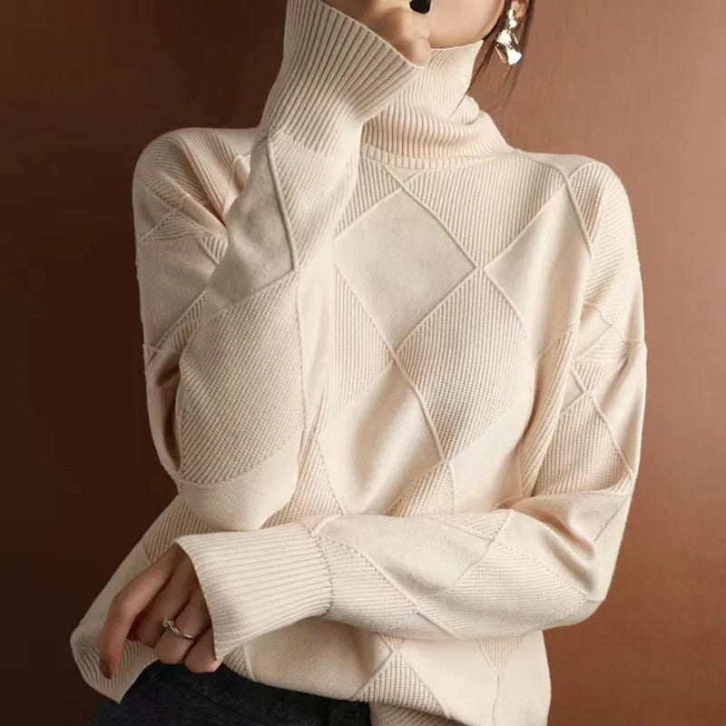 Elegantly Designed Pullover
