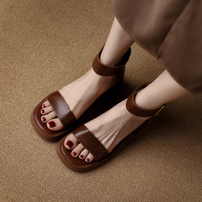 Graceful Orthopedic Sandals for Modern Look