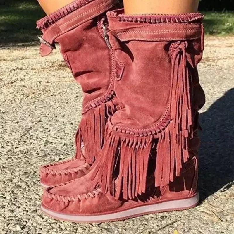Graceful Orthopedic Boots for Modern Look