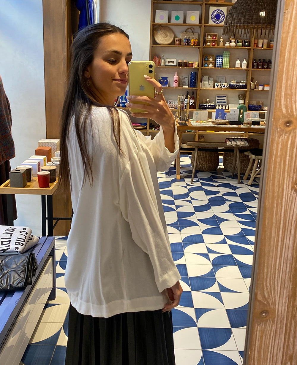 Timeless Vintage Style Blouse