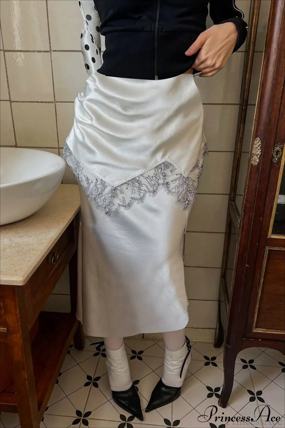 Elegantly Designed Garment