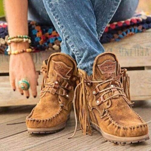 Graceful Orthopedic Boots for Modern Look