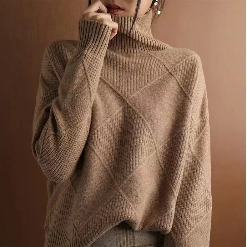Elegantly Designed Pullover