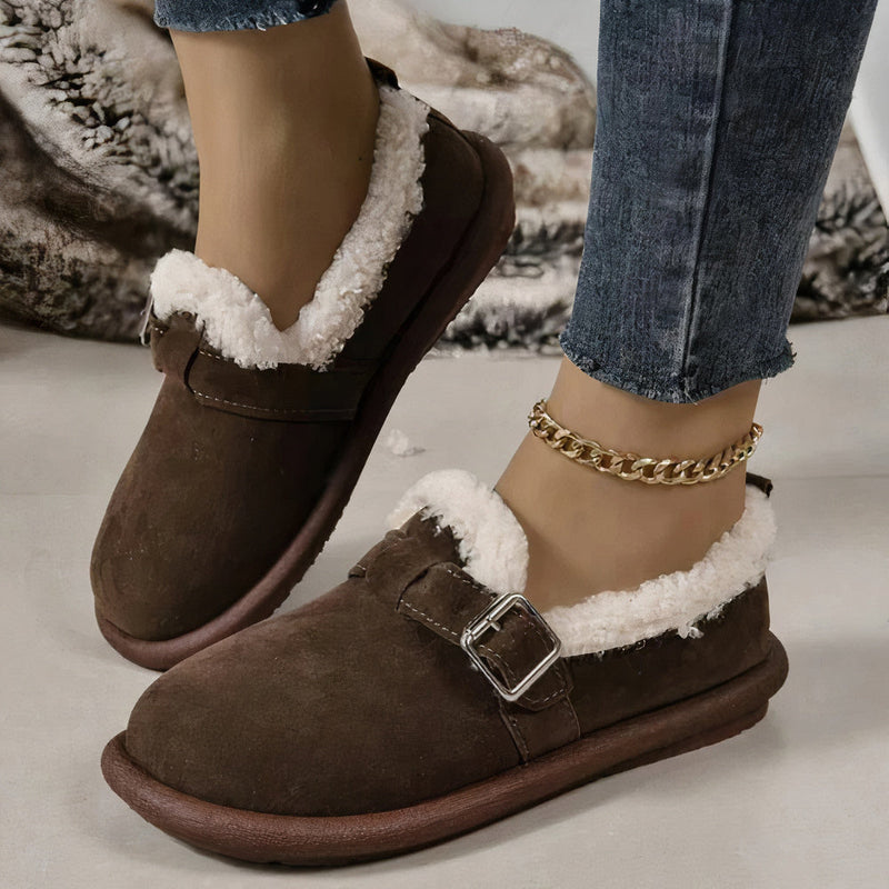 Graceful Orthopedic Sandals for Modern Look